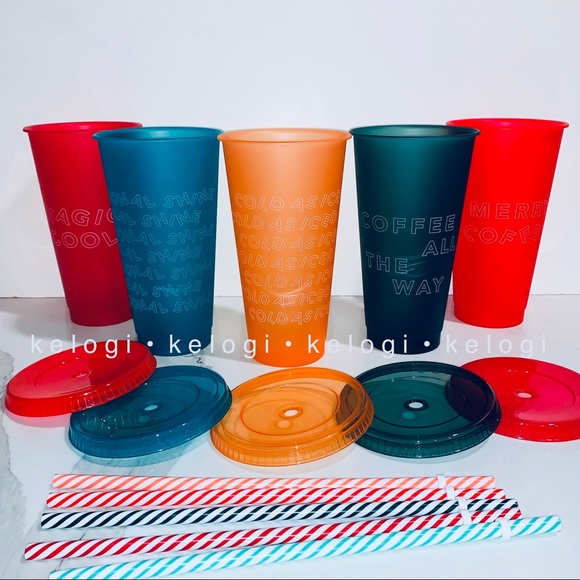 ✨$10/FREE🎄Holiday Straw in Starbucks Bundles... - Picture 3 of 8